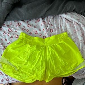 Hotty Hot Lined Shorts 4”